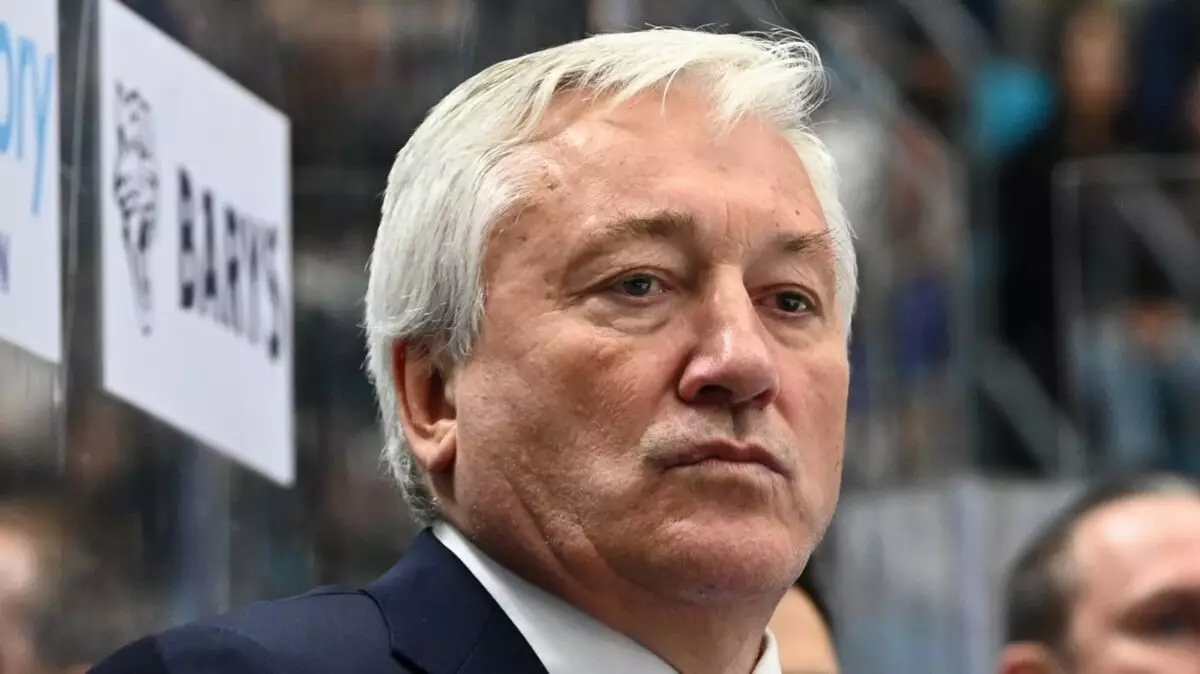 «Барыс» сливает тренера: Эксперт назвал причину неудач в КХЛ