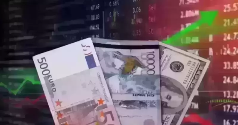 "Психологический рубеж в 500 тенге за доллар": прогноз финансиста