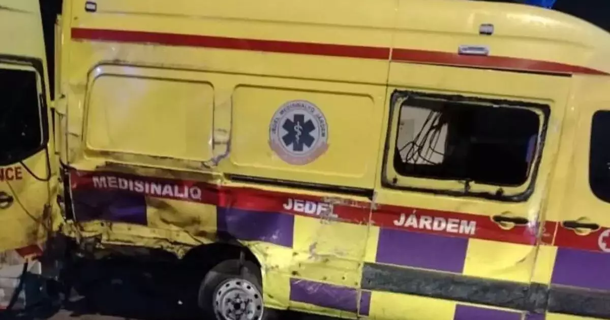  Алматыда жедел жәрдем көлігі апатқа ұшырап, фельдшер көз жұмды 