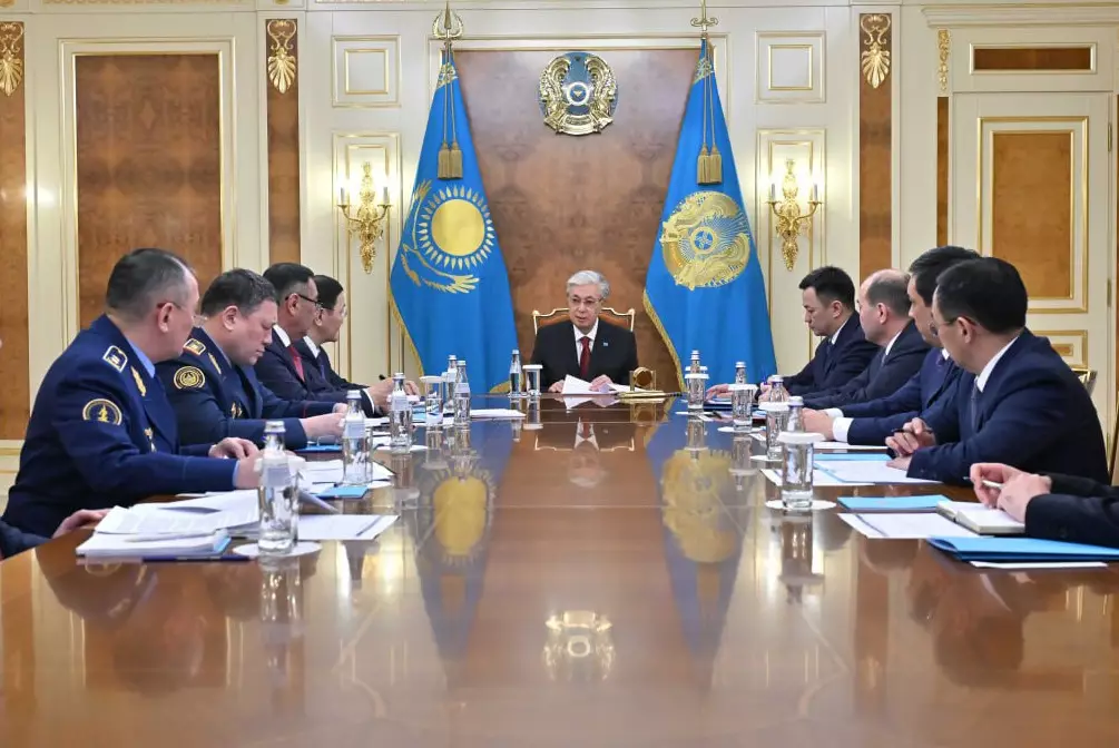 Токаев дал поручения по недопущению гибели и травмирования военнослужащих