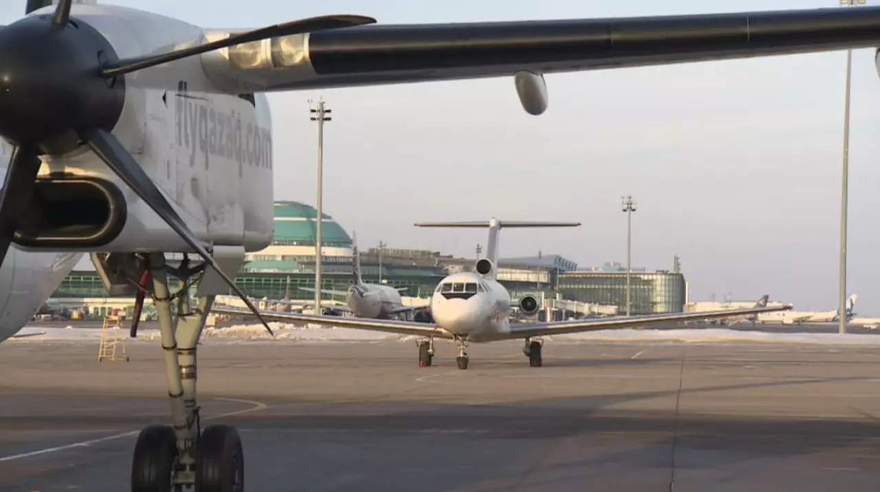 Токаев поручил незамедлительно решать проблемы в авиационной отрасли