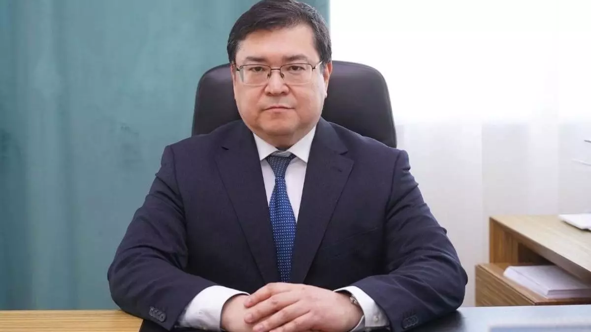 МӘМС басшысы қызметінен кетті: Министр себебін айтты