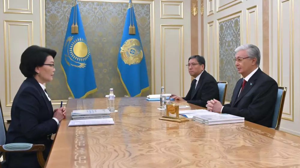 Тоқаев еңбек және халықты әлеуметтік қорғау министрі Жақыпованы қабылдады