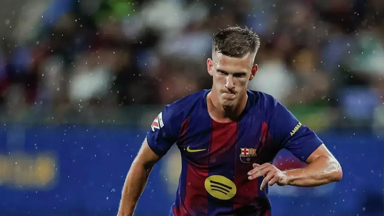 Футболист "Барселоны" Ольмо пропустит месяц из-за травмы