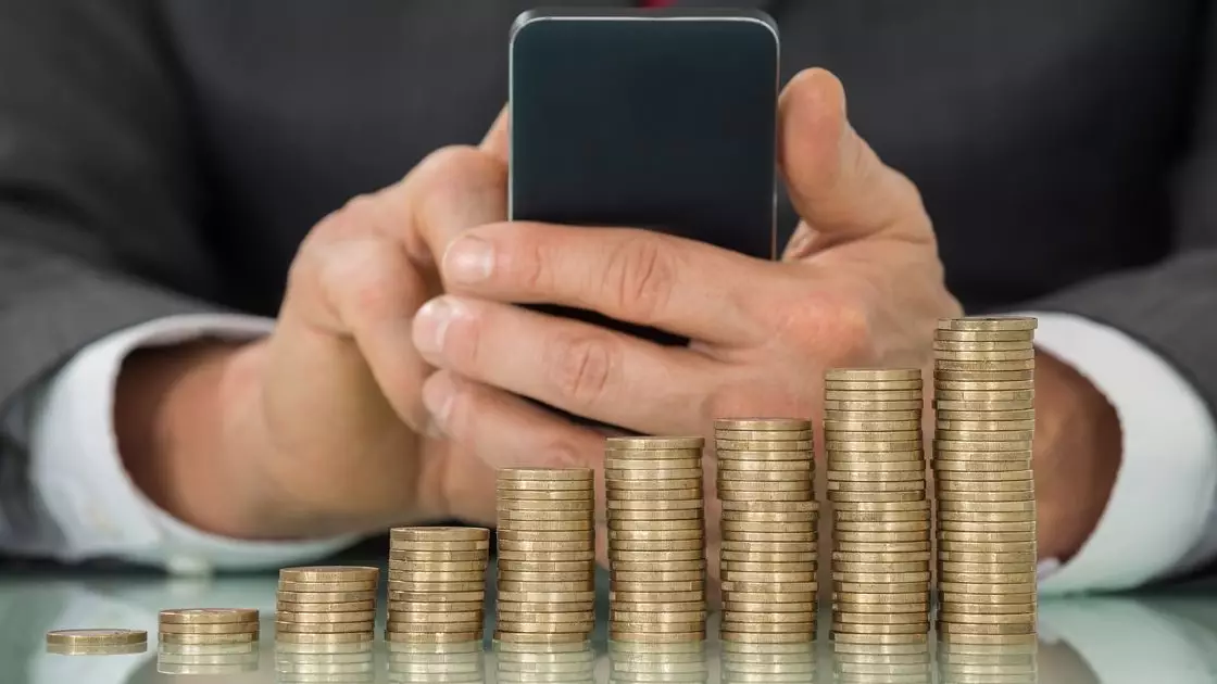 Қаржы нарығы қақ бөлінді