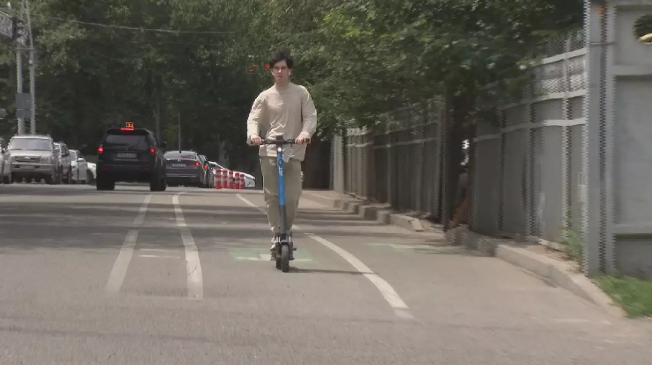 Электр самокат тізгіндеу тәртібі бекітілді