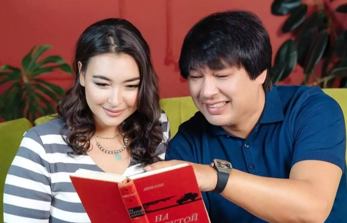 «Жұбайынан күтпеген соққы»: Беркут пен Аишаның биі желіні күлдірді