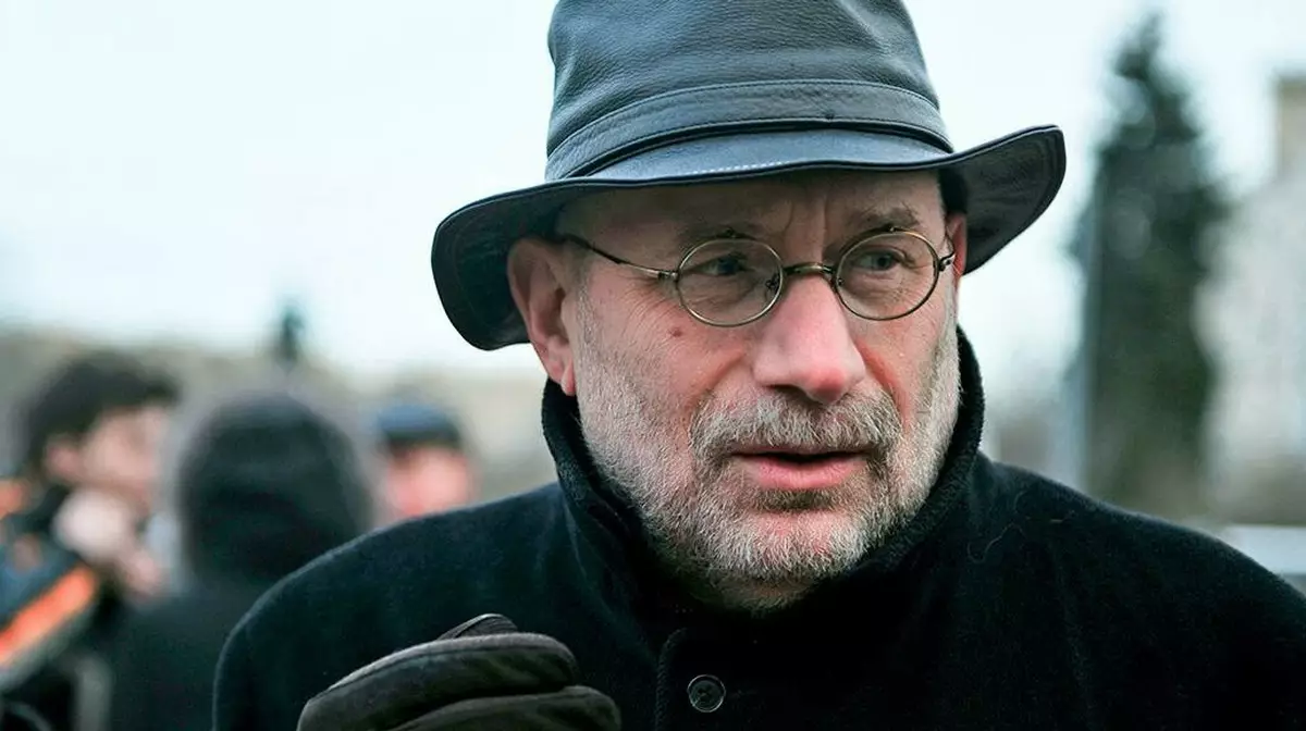 Акунину дали ещё год колонии: общий срок достиг 15 лет