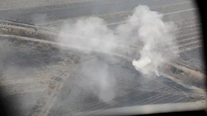 К поискам источников загрязнения воздуха под Ташкентом привлекли вертолет