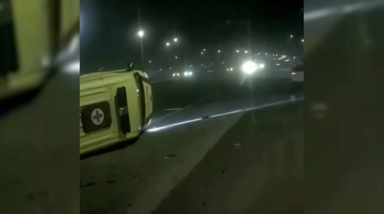 Фельдшер скорой помощи погибла в ДТП в Алматы