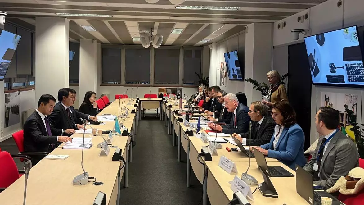 Қазақстан мен Еуропалық одақ визаны жеңілдетуге қатысты ресми келіссөздерді бастады