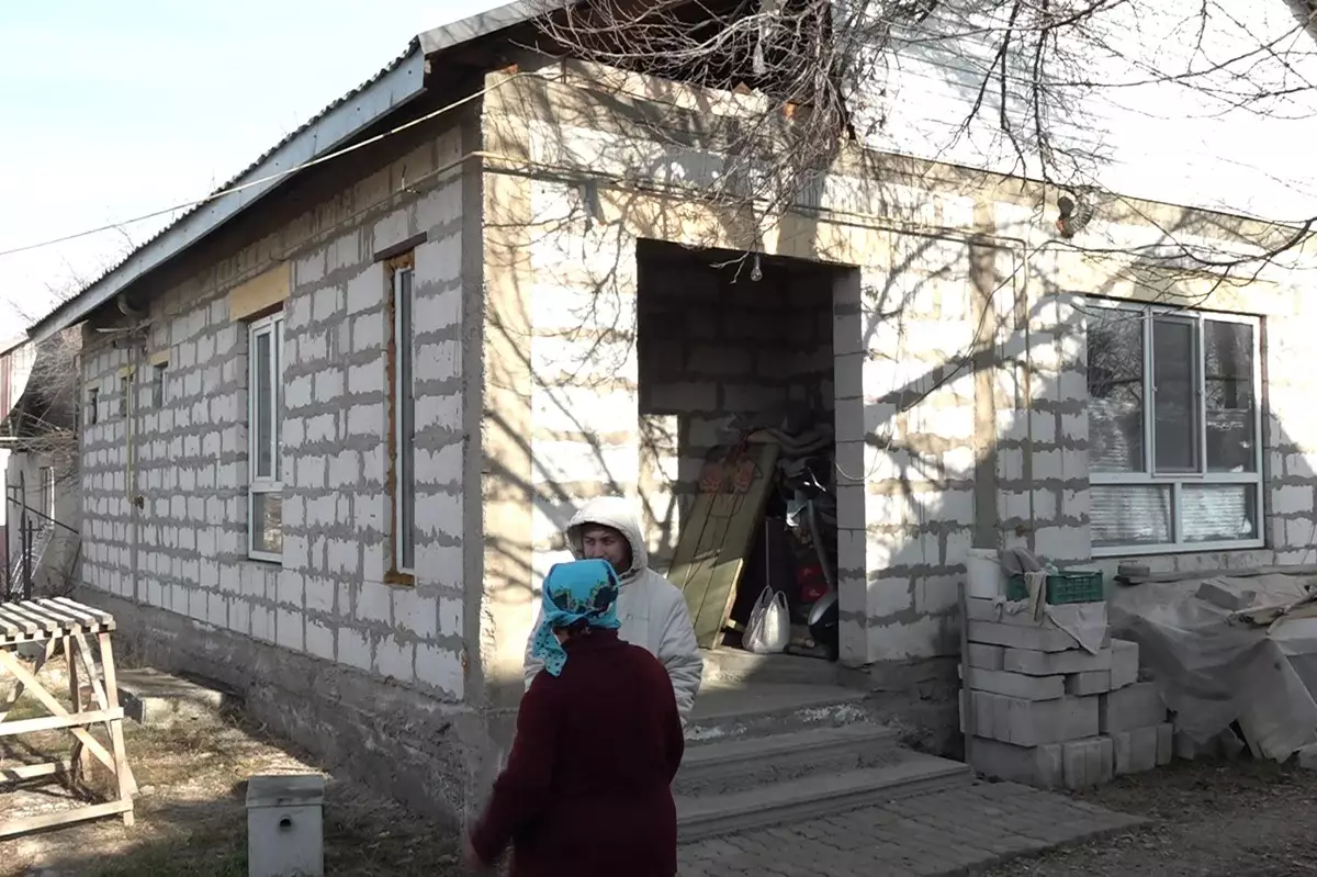 После пожара: семье алматинки, оставшейся без жилья, помогли восстановиться