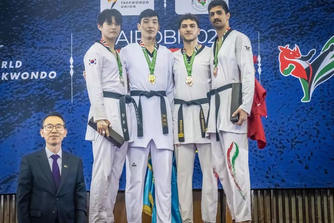 Президент Бейбарыс Қабланды әлем чемпионатындағы жеңісімен құттықтады