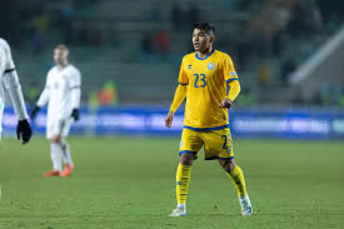 «Олимпиакос» вступил в борьбу за звезду «Елимая»