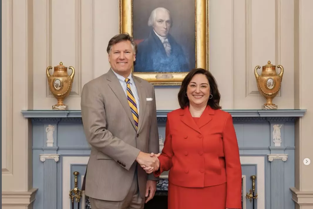 Новый посол США в Казахстане принесла присягу