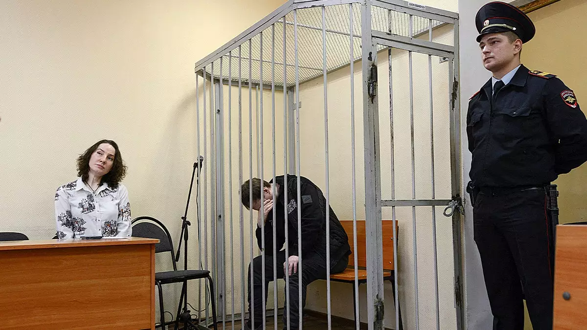 Россия увеличила срок заключения гражданину США до 10 лет за избиение сотрудников колонии.