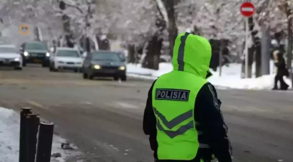 Енді полицейлер планшет арқылы жүргізушінің жеке дерегін көре алмайды