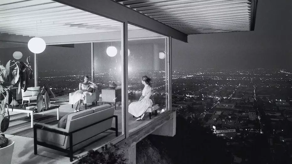 Знаменитый дом в Голливудских холмах впервые выставлен на продажу с запрашиваемой ценой в 25 миллионов долларов.