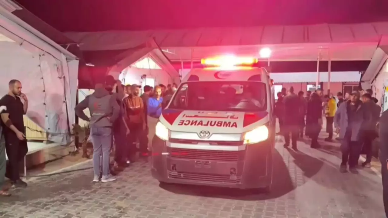 Израиль Газа секторындағы босқындар лагерін бомбалады