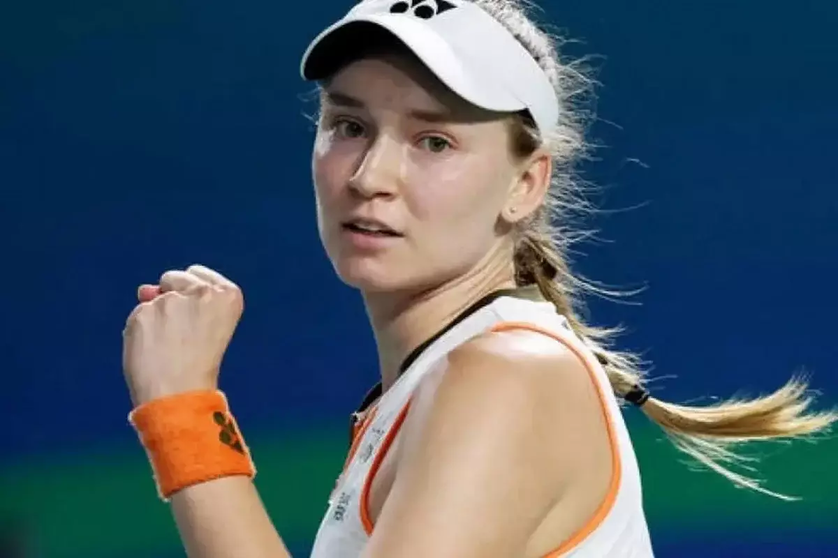 Елена Рыбакина вошла в топ-10 самых высокооплачиваемых теннисисток года