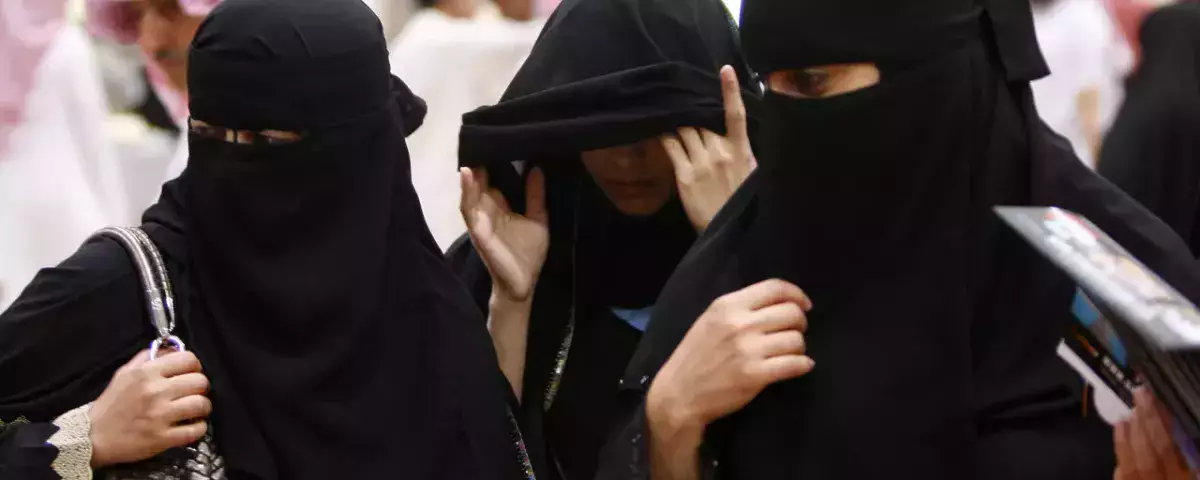 Казахстан введет штрафы за ношение закрывающей лицо одежды