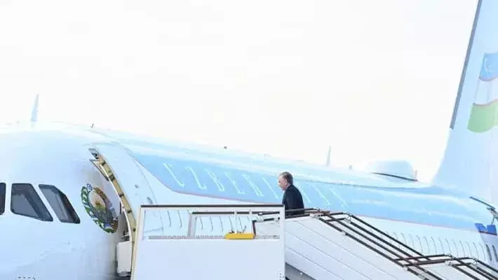 Шавкат Мирзиёев отправился в Сырдарьинскую область