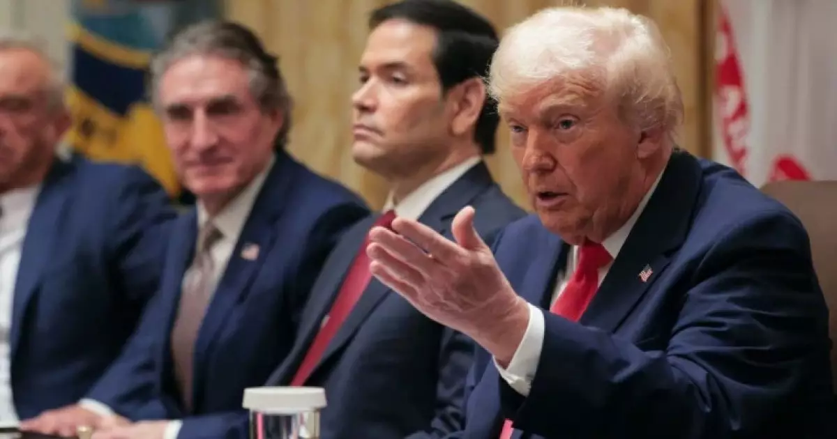  Сасық елдің жұртын көргім келмейді. Трамп Сомалиді тілдеуден аянып қалмады 