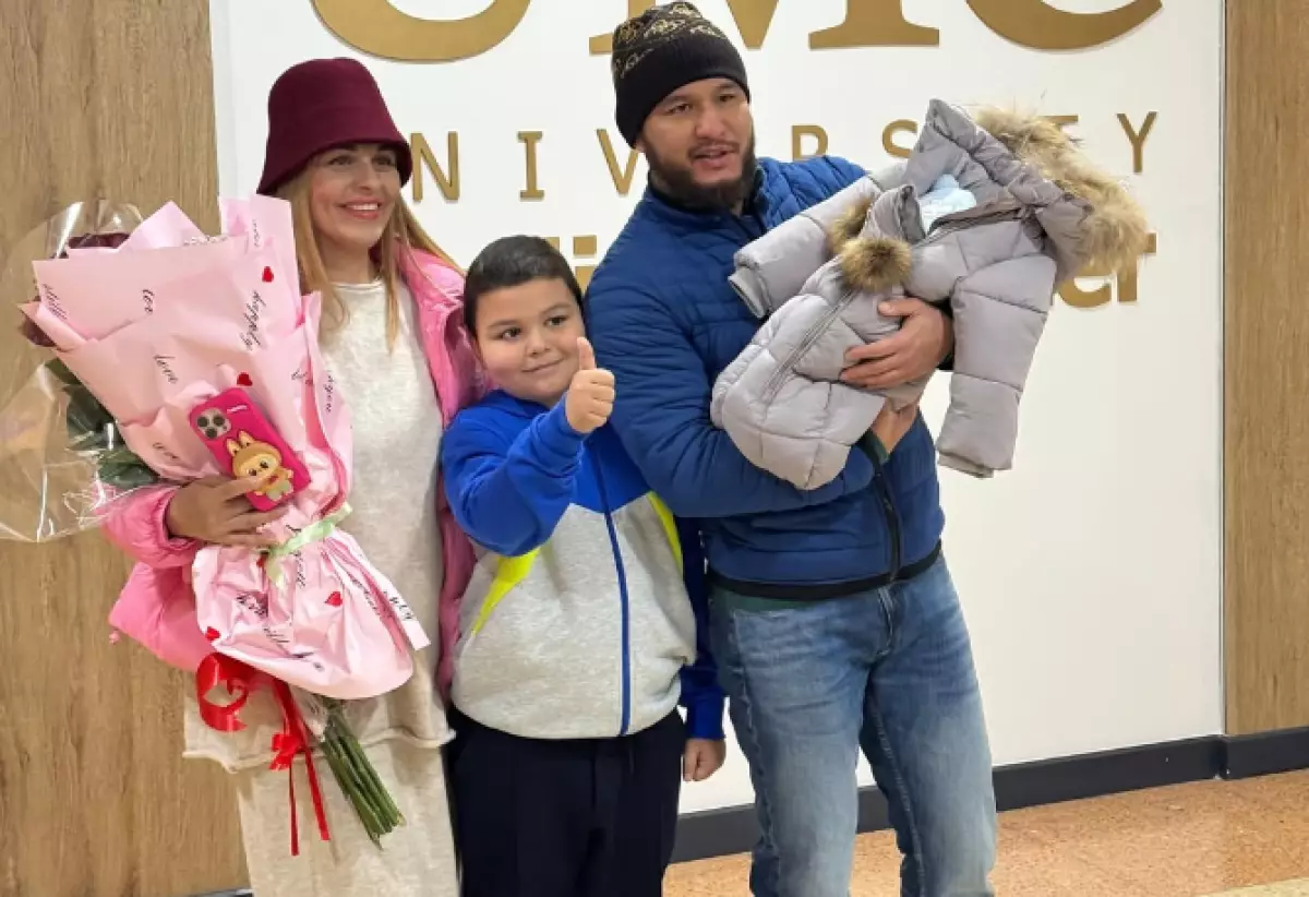 Светлана Подобедова екінші сәбиін өмірге әкелді