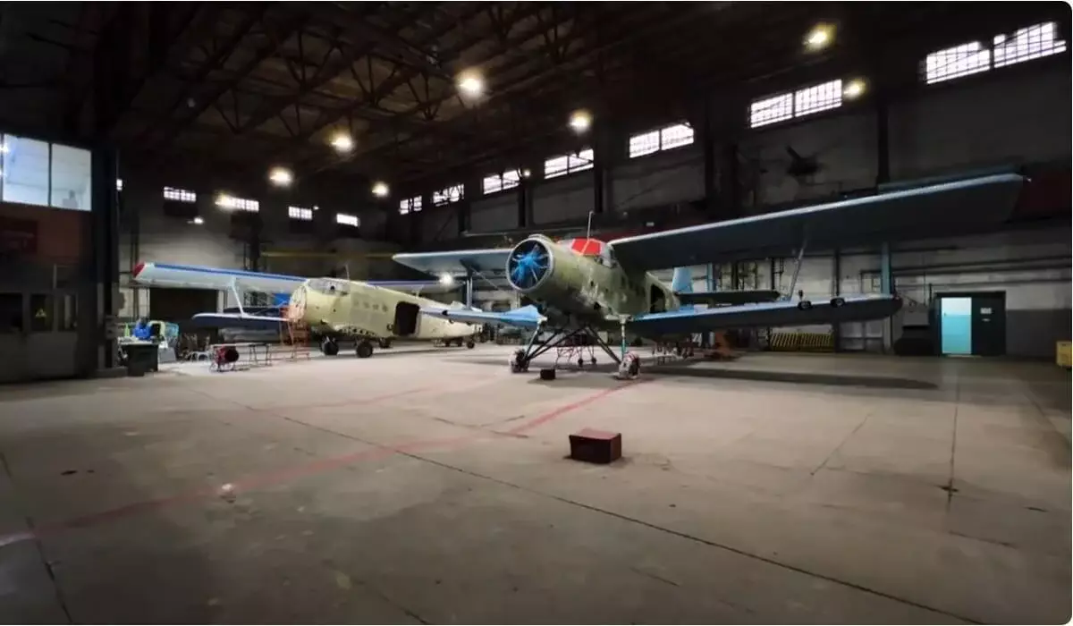 Фиктивный ремонт вертолетов и самолетов: 110 млн тенге украли на авиазаводе в Актобе (ВИДЕО)