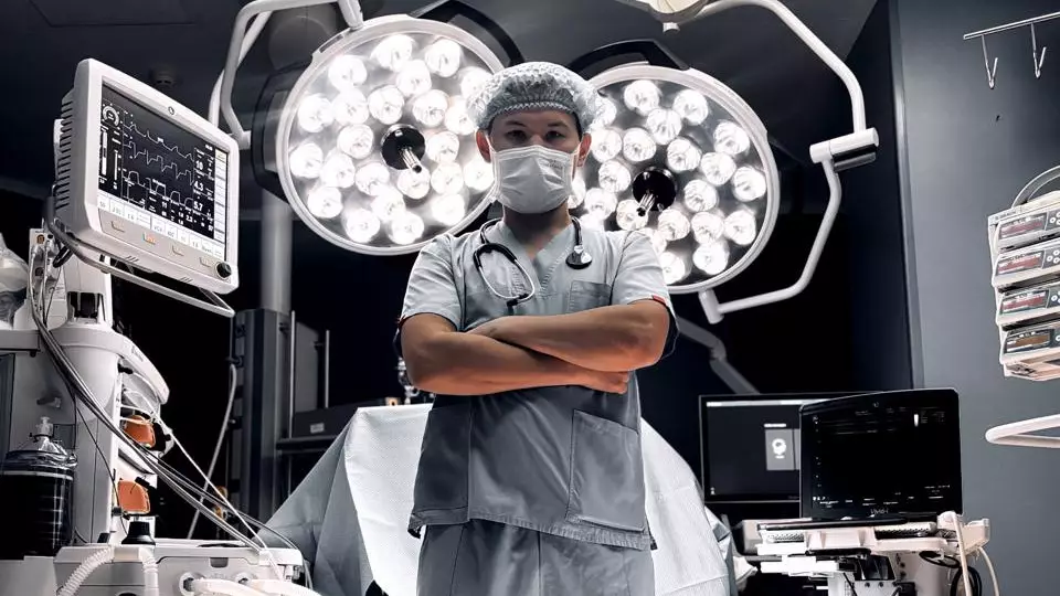 Что происходит под наркозом: правда из операционной – интервью с Саятом Бикибаевым