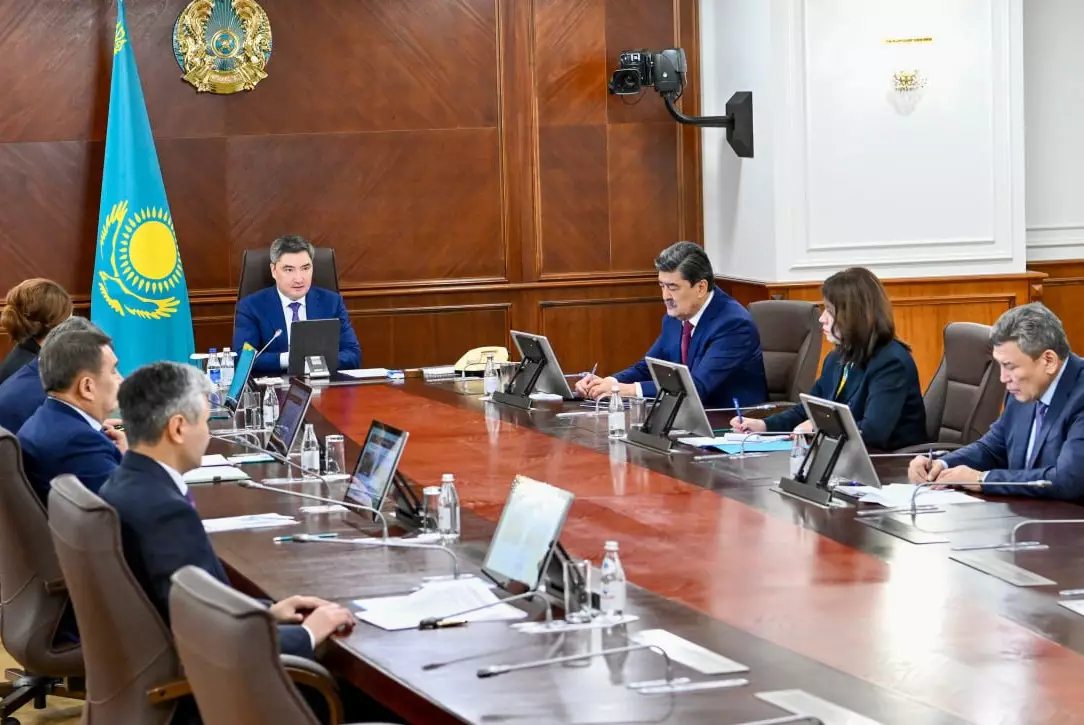 "Таза Қазақстан": Бектенов недоволен низкими темпами ликвидации свалок в регионах