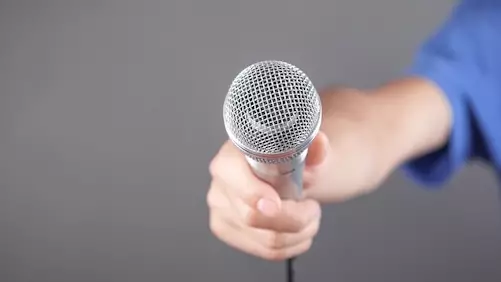 Ресейлік радионы басып алған қазақ тосын үндеу жасады