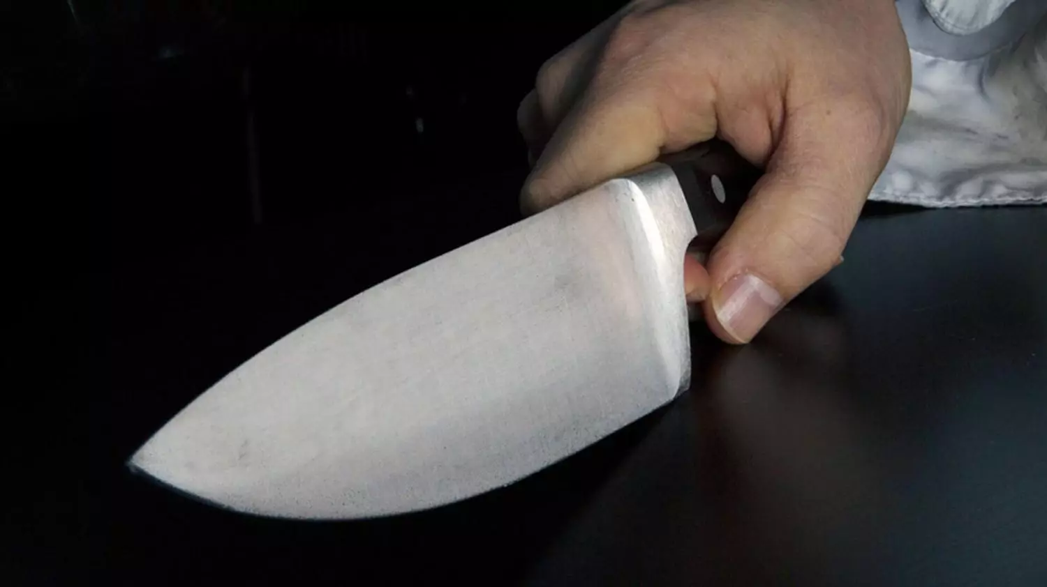 Ақтөбедегі 16 жасар жасөспірім анасы мен әжесін не үшін аяусыз пышақтағаны белгілі болды