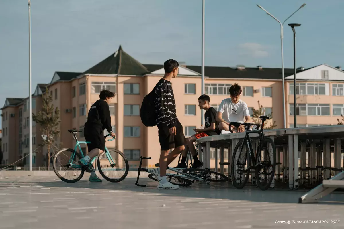 Детям до 16 лет запретят сидеть в соцсетях в Казахстане