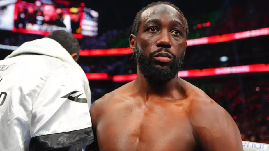 "Можешь забрать на**й этот пояс". Кроуфорд резко ответил WBC после лишения титула