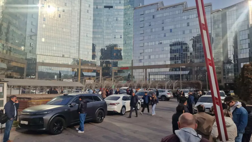 Психологов подключили в Алматы, чтобы помочь жителям пережить землетрясение