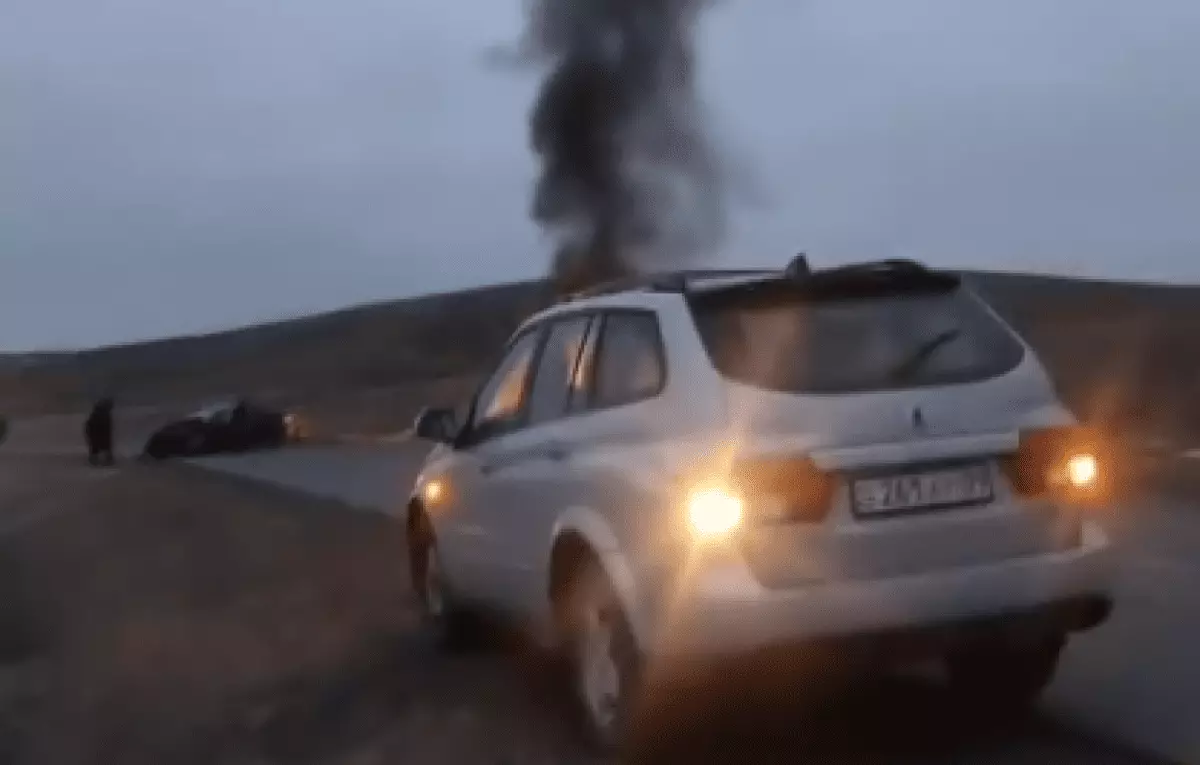 Қарағанды облысында инкассатор көлігі отқа оранды (ВИДЕО)