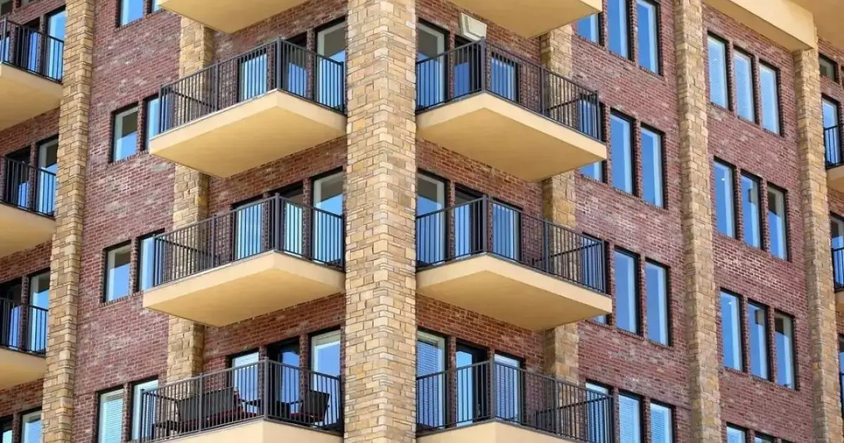  Атыраудың іргесіндегі 5 жыл бұрынғы мемлекеттен берілген үйлер қирап қалған: өңір басшысы тексеріс жүргізілетінін айтты 