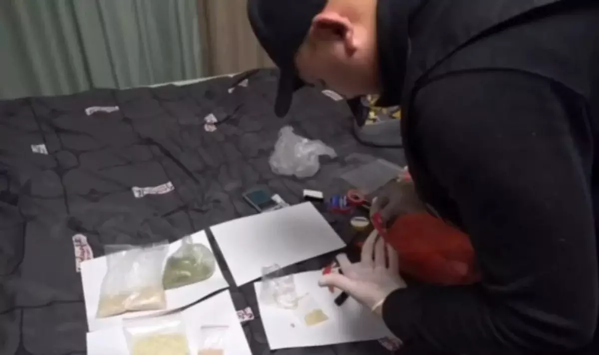 ШҚО-да есірткі сатумен айналысқан 26 жастағы ер адам ұсталды