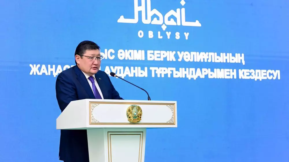 Аким области Абай посетил самые отдалённые сёла: что изменилось