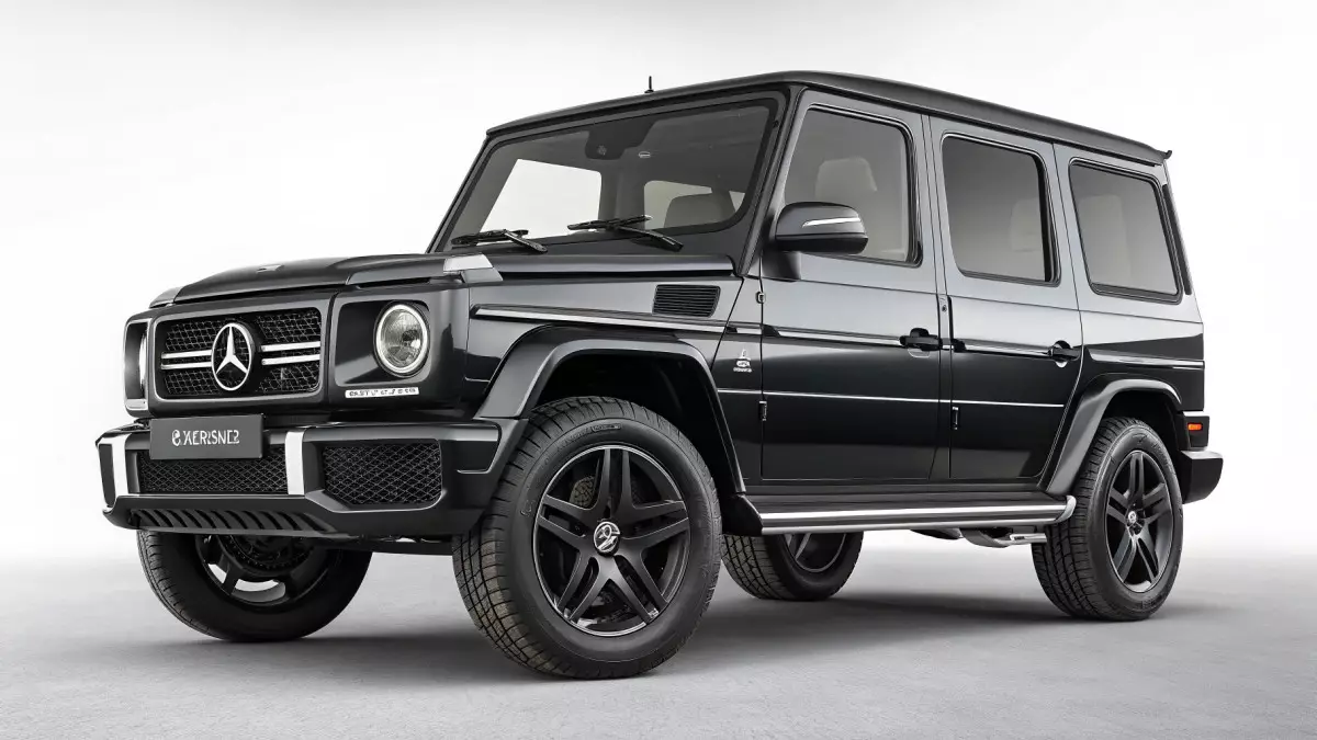 Два конфискованных Mercedes-Benz G-Class передали алматинской полиции