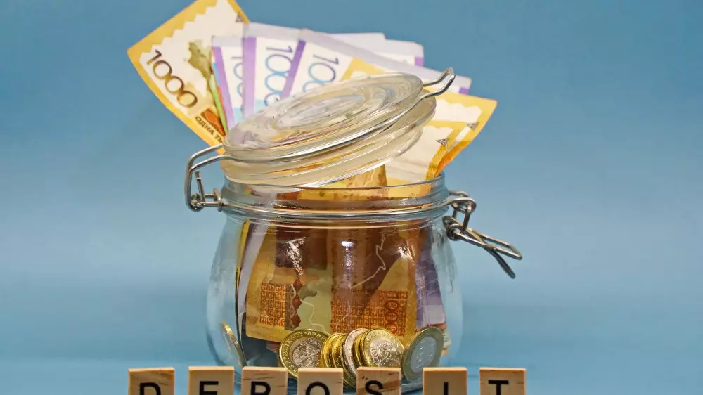 Банки повышают ставки по депозитам: что нужно знать казахстанцам