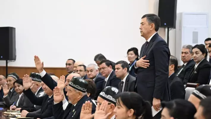 Эркинжон Турдимов утвержден хокимом Сырдарьинской области