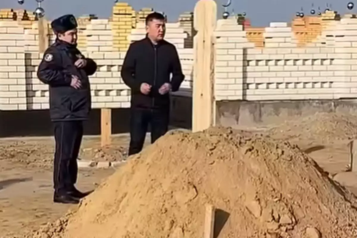 Разрушители надгробий на кладбище Еркинкалы оказались несовершеннолетними