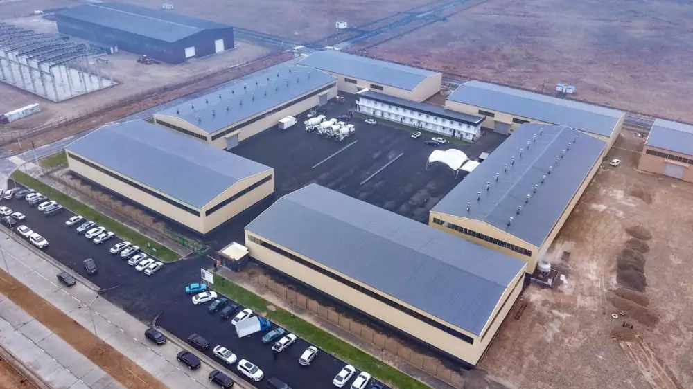 В Туркестане начал работу завод по производству пластиковой посуды и пакетов