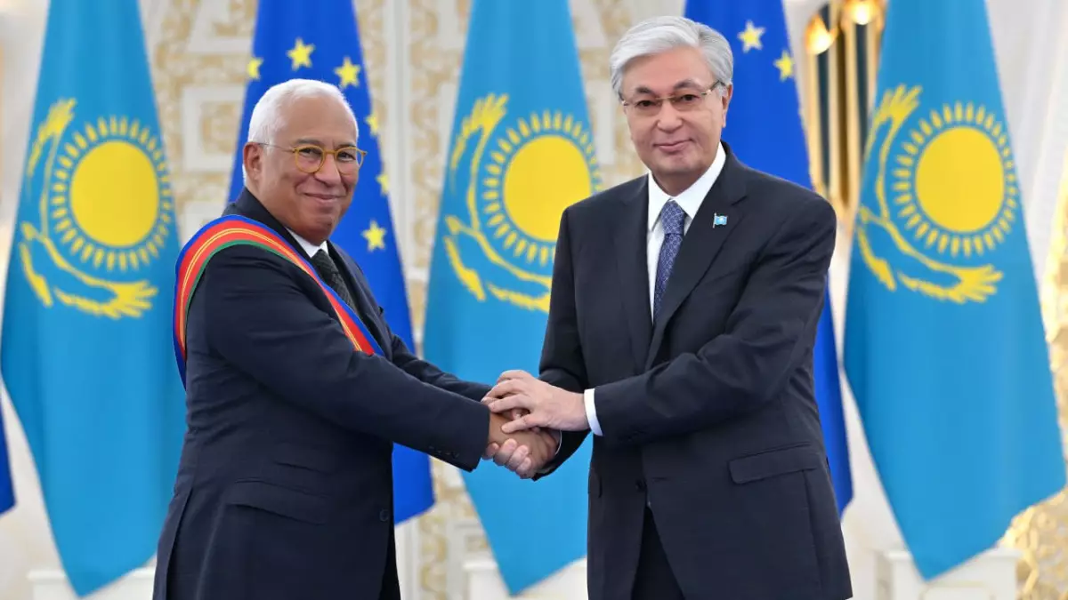 Антониу Кошта І дәрежелі "Достық" орденімен марапатталды