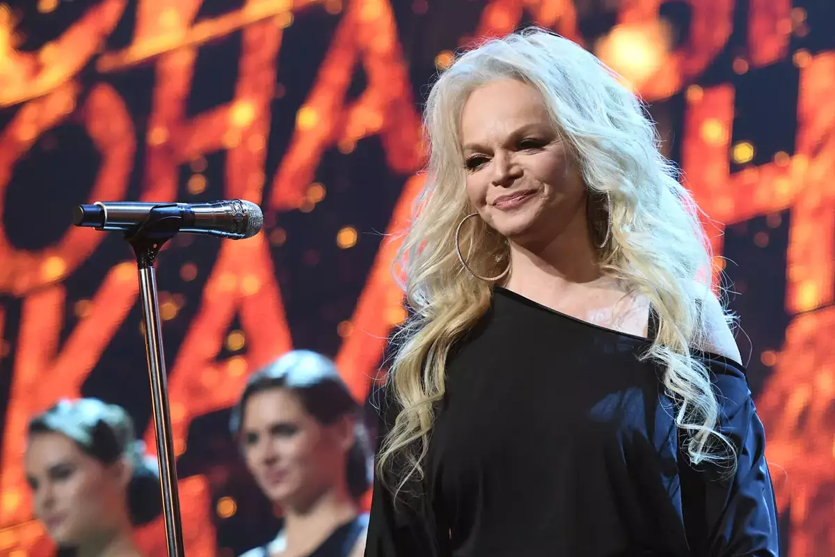 Ларису Долину вырезают из новогодних программ - новости на Lada.kz 04.12.2025