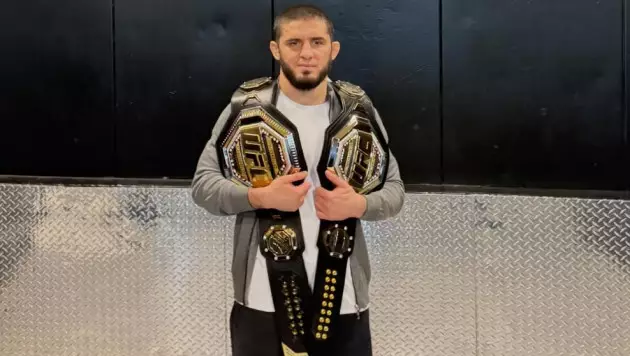 Назван главный фаворит на бой с Махачевым за пояс UFC: он бился с Рахмоновым