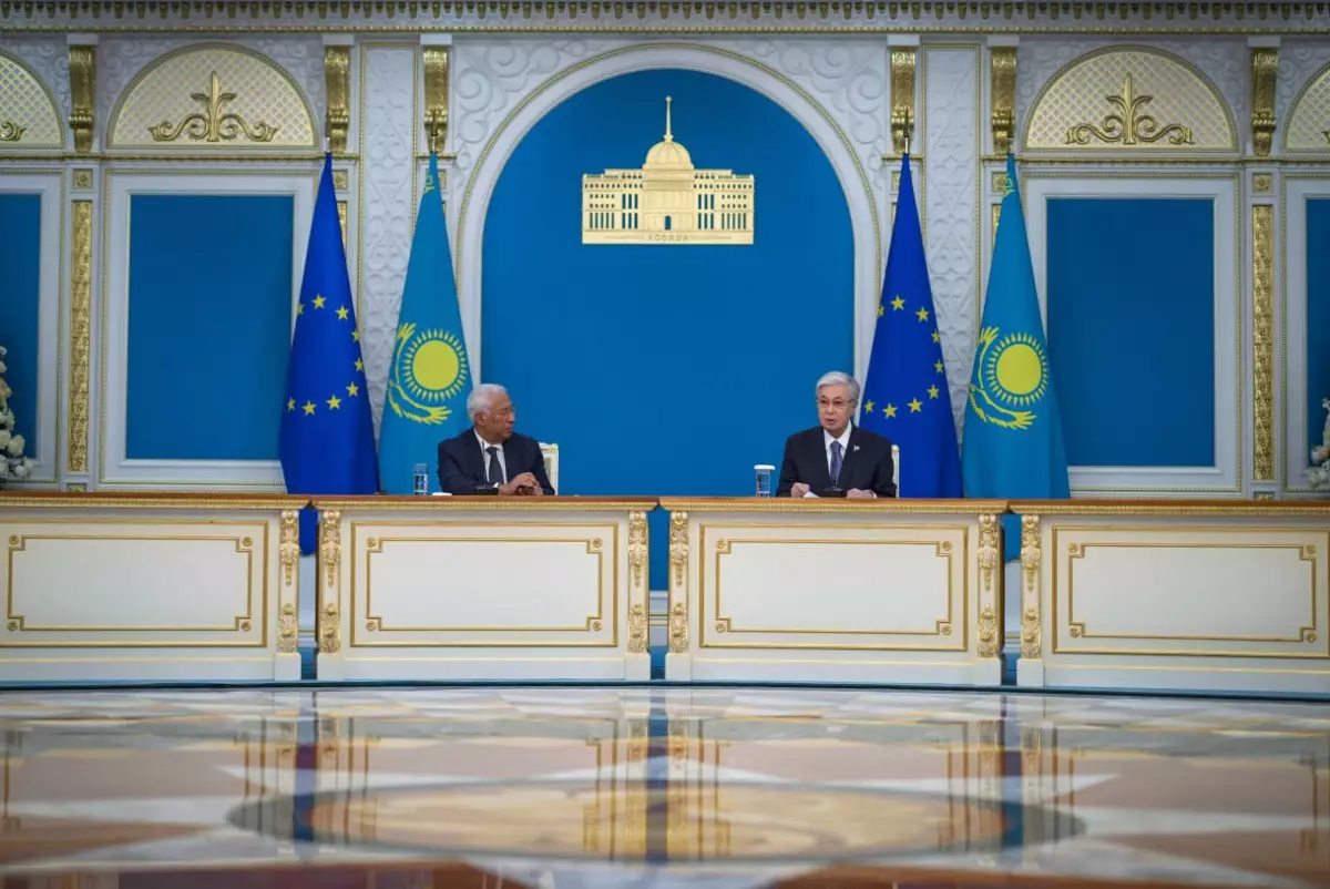 Токаев поблагодарил ЕС за поддержку образования и цифровизации в Казахстане