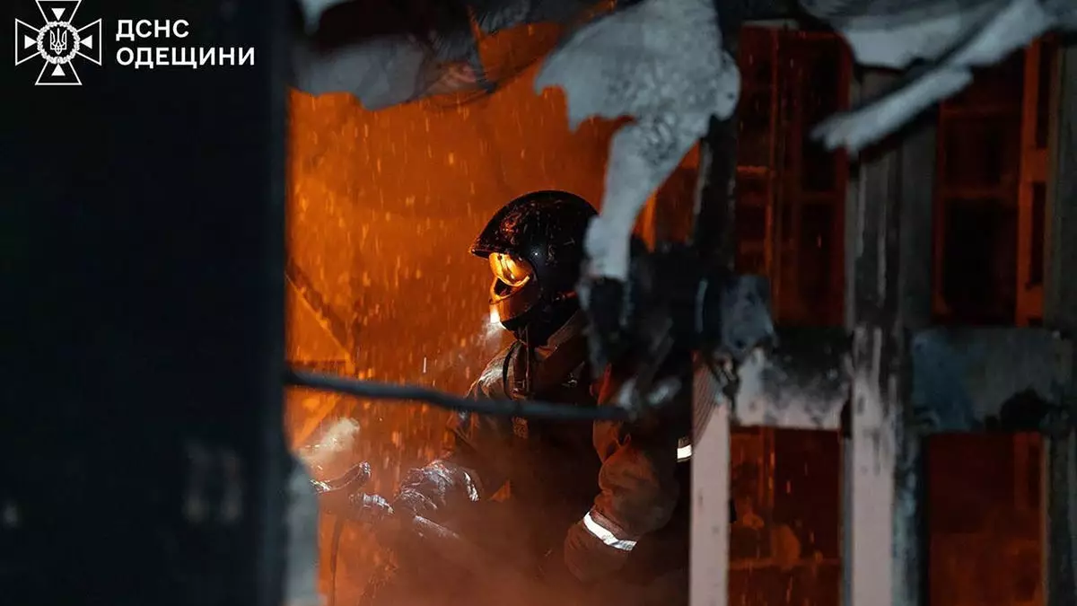 Путин отвергает ключевые пункты мирного плана США, а представитель Кремля предупреждает о риске новой войны в Европе.